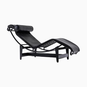Lc4 Black Chaise Lounge by Le Corbusier, Pierre Jeanneret, Charlotte Perriand for Cassina