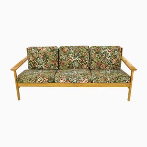 3-Sitzer Sofa aus Eiche, Schweden, 1960