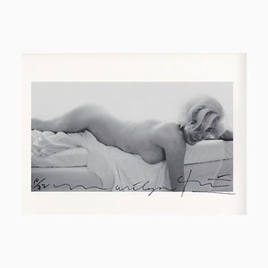 Bert Stern, Marilyn Black & White Nude on Bed, 2009, Druck