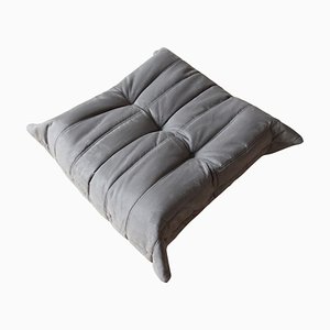 Pouf Togo grigio in microfibra di Michel Dacaroy per Line Roset, anni '70