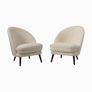 Set of Scandinavian Mid-Century Modern White Sheepskin Lounge Chairs by Arne Norell