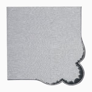 Servilleta VALVER de lino bordado en gris de Los Encajeros