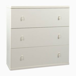 Credenza dipinta di bianco di Ikea