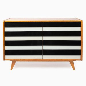 U-453 Chest of Drawers