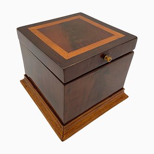 Biedermeier Cubic Box in Mahogany and Maple, Austria, 1840