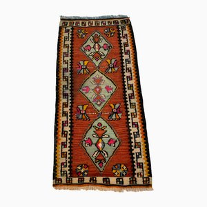 Kleiner türkischer Kelim Teppich aus roter & schwarzer Wolle
