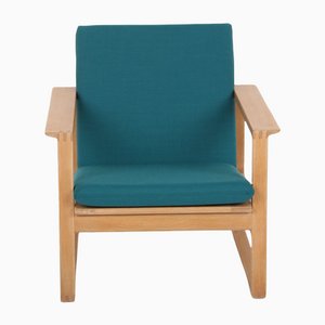 Modell 2254 Armlehnstuhl aus heller Eiche und Stoff von Børge Mogensen für Fredericia