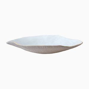 Grandes Assiettes Nº6 en Porcelaine Blanche avec Bord Doré 24 Carats par Sarah-Linda Forrer, Set de 2