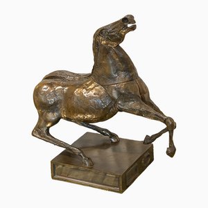 Scultura di cavallo di Miguel Berrocal