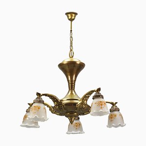Jugendstil Kronleuchter aus Messing & Bronze mit 5 Leuchten und Milchglasschirmen