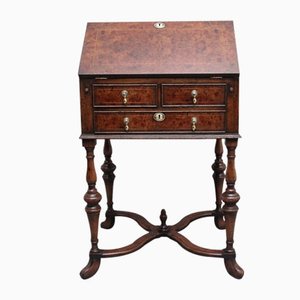 Bureau Style Queen Anne en Noyer et Orme, Début 20ème Siècle