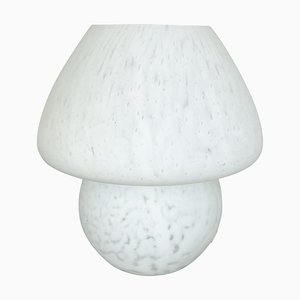 Große weiße Mushroom Milchglas Tischlampe, Italien, 1970er