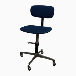 Minimalist Office Swivel Chair by Brevettato