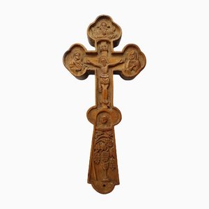 Cruz de altar rusa antigua tallada