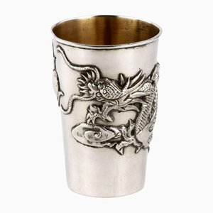 Vaso chino de plata con dragón