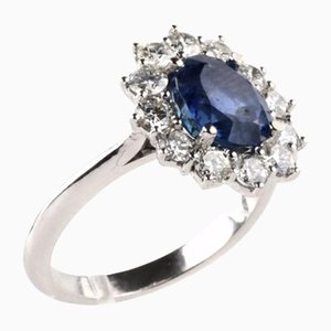 Gold Ring With Sapphire & Diamonds
