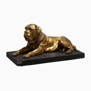 Figura de perro mastín inglés de bronce sobre un pedestal de piedra, siglo XIX