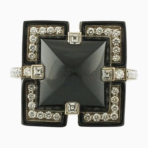 18 Kt White Gold Diamond Fashion Ring with Onyx