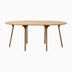 Mesa PH Circle, 1270x1820mm, patas de madera de roble natural, plato y borde de chapa