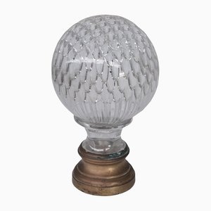 Antiker dekorativer französischer Treppenball