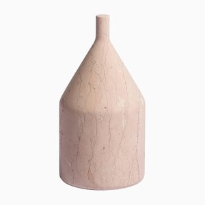 Omaggio a Morandi Flaschen Skulptur in Rosa Perlino von Elisa Ossino für Salvatori