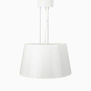 Lampada dipinta di bianco di IKEA