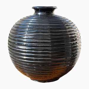 Art Decò Polished Black Enamel Vase, 1930