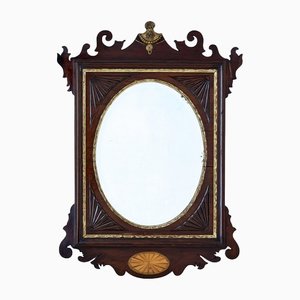 Amerikanischer Sheraton Revival Spiegel mit Rahmen aus Nussholz, 19. Jh