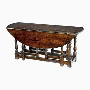 20th Century Georgian Style Oak Gateleg Table