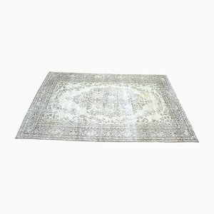 Orientalischer gewebter Teppich