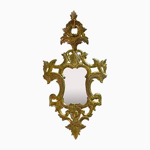 Espejo italiano barroco de vidrio de mercurio con marco de madera dorada, década de 1700