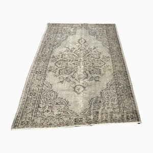 Türkischer Vintage Teppich in Grau
