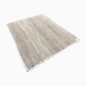 Antiker handgefertigter türkischer Kelim Teppich in Weiß & Braun