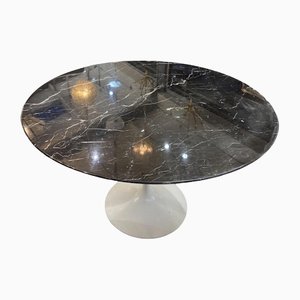Tulip Table from Eero Saarinen & Knoll International