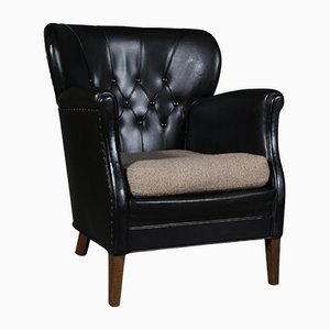 Danish Cabinetmaker Club Chair in Original Black Leather, 1940s