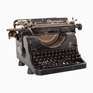 Machine à Écrire Modèle 8 de Olympia