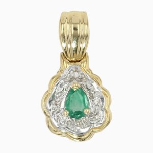 Modern Emerald Diamonds 18 Karat Yellow Gold Pendant