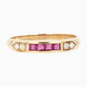 Modern Calibrated Rubies Diamonds 18 Karat Yellow Gold Wedding Ring