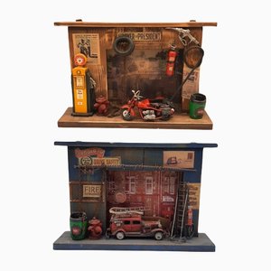 Modellini di caserma dei pompieri e garage, set di 2