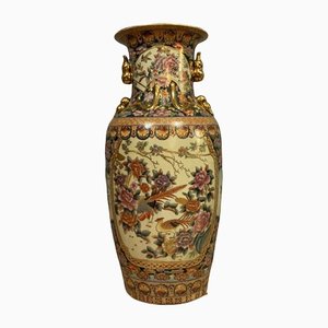 Chinesische Vase aus Porzellan mit Vogel Dekoration
