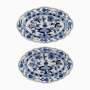 19th Century Blue Hand-Painted Porcelain Onion Bowls from Meissen, Set of 2