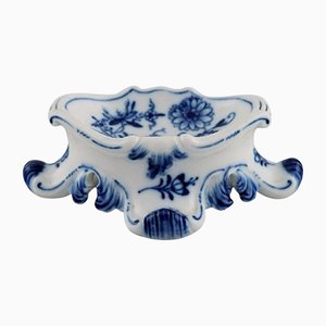 Antikes blaues handbemaltes Porzellan Zwiebelsalz Gefäß von Meissen