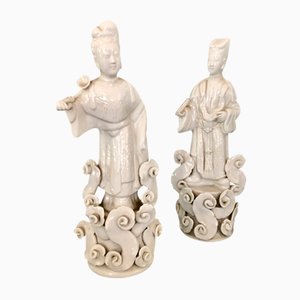 Figuras de pareja orientales de cerámica blanca. Juego de 2