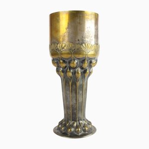 Orivite Youth Engraved Vase