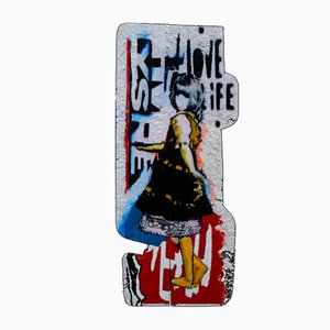 Claude Gean, Totem 28 - for life, 2021, vernice, legno e acrilico