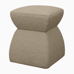 Pouf Cusi en Mohair Herisson Mouse par KABINET