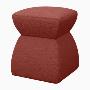 Pouf Cusi in mohair color terracotta di KABINET