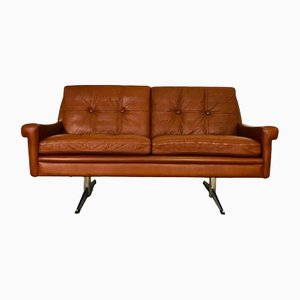 Cognacfarbenes dänisches Vintage 2-Sitzer Sofa von Svend Skipper, 1965, 2er Set