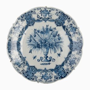 Grand Plat Bleu et Blanc de Delft, 1750