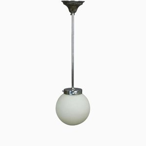 Lampe à Suspension Style Bauhaus Fonctionnelle avec Abat-Jour en Verre Opalin